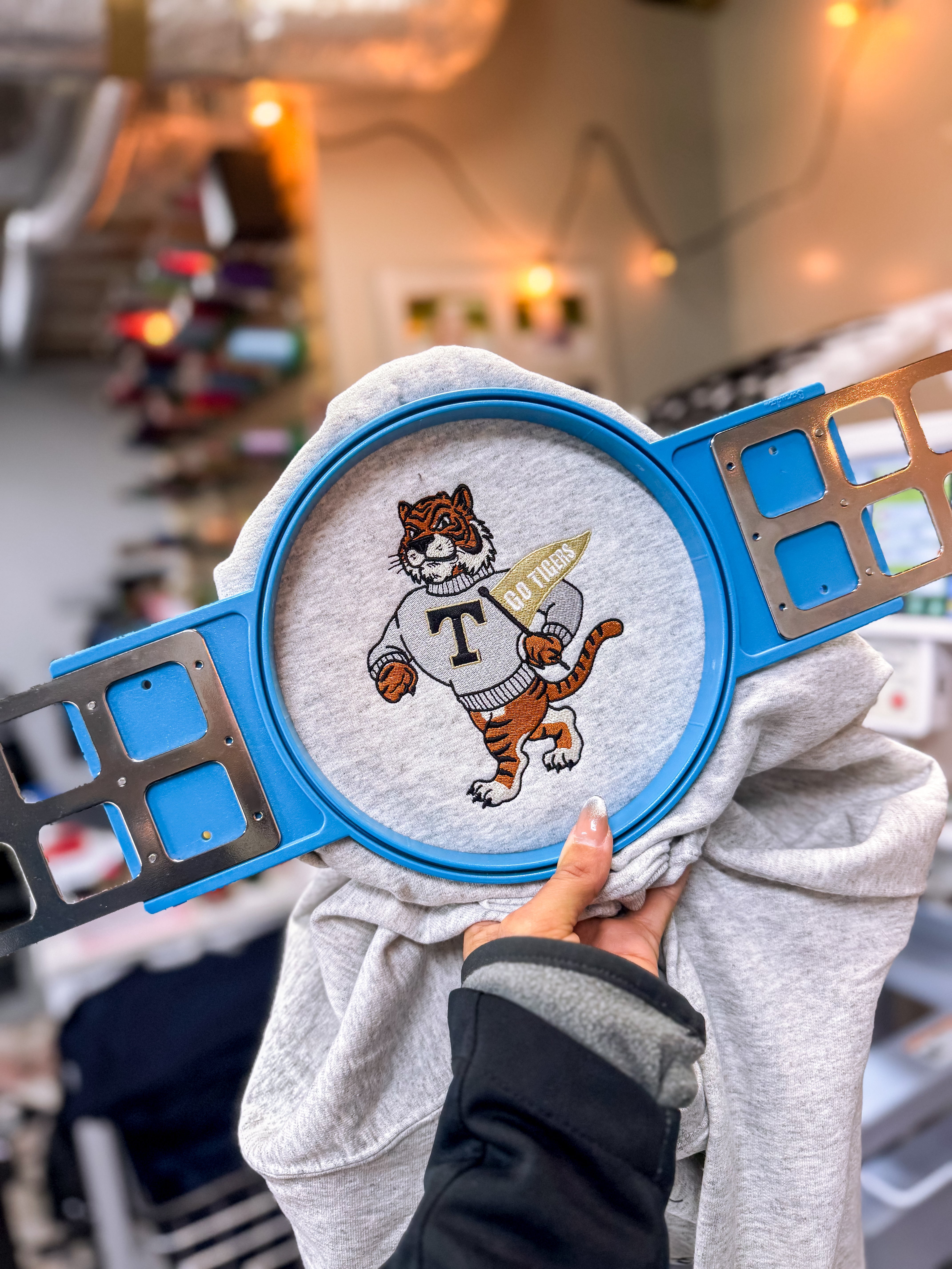 MASCOTS – Shop1091