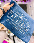Ski Lodge Crew | Tshirt
